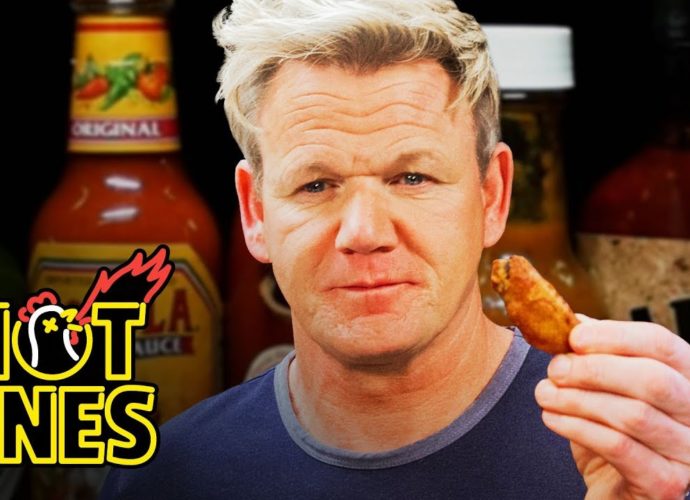Gordon Ramsay Savagely Critiques Spicy Wings | Hot Ones