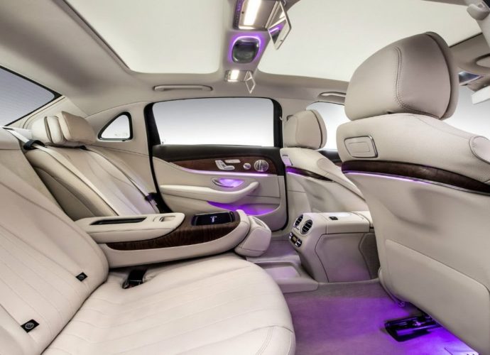 Top 10 Luxury Sedan Cars 2017